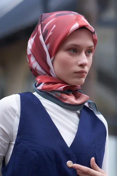 Freya Pattern Modal Scarf - Ruby