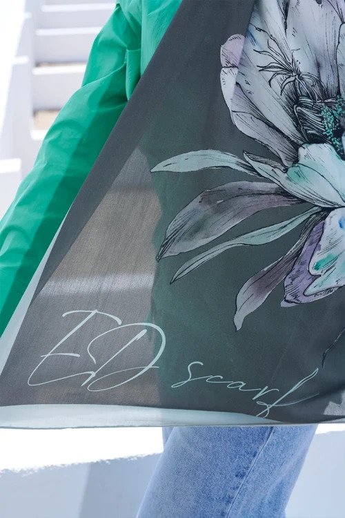 Curated Lilium Şal - Füme