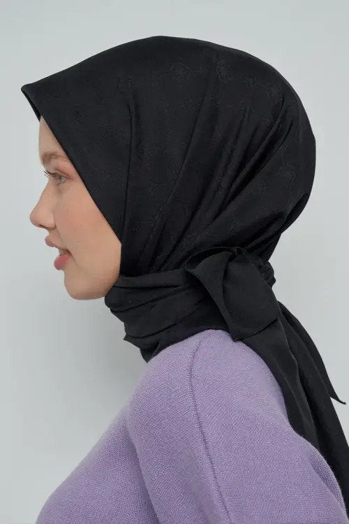 Pamuklu Eşarp Monogram Desen - Siyah