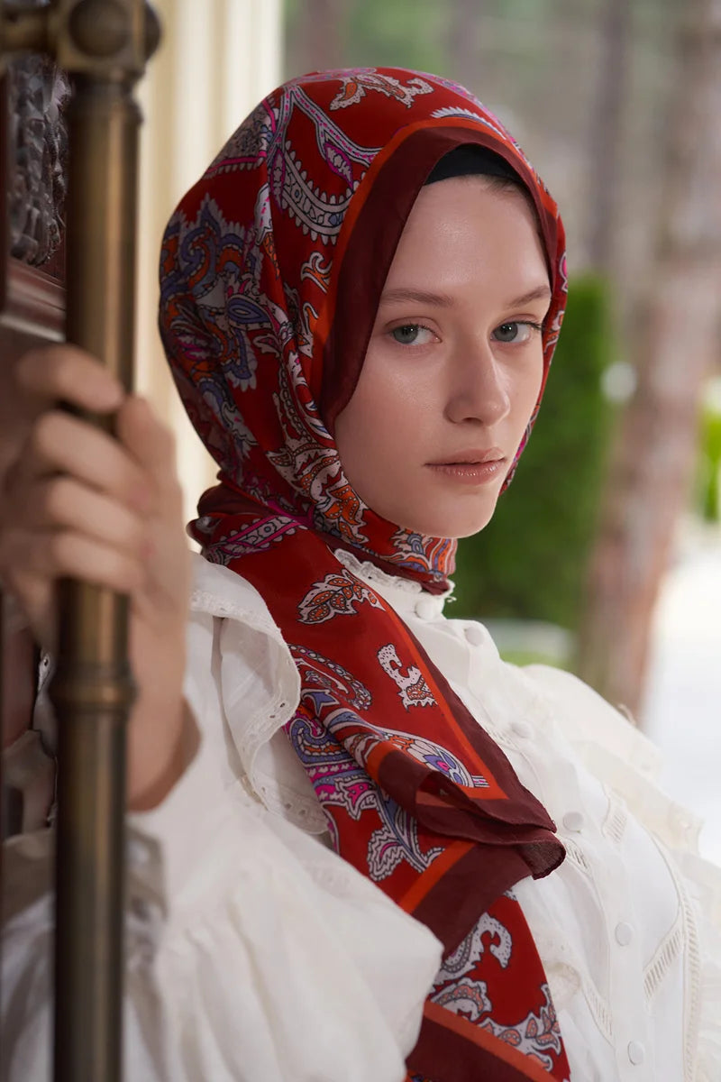 Heritage Ala Shawl - Burgundy