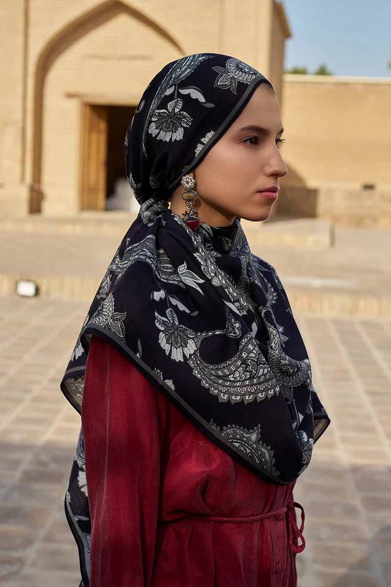 Bade Yün İpek Şal - Siyah