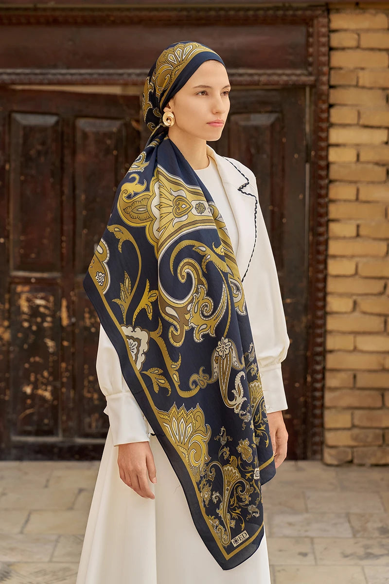 Bramble Floss Viscose Shawl - Gold