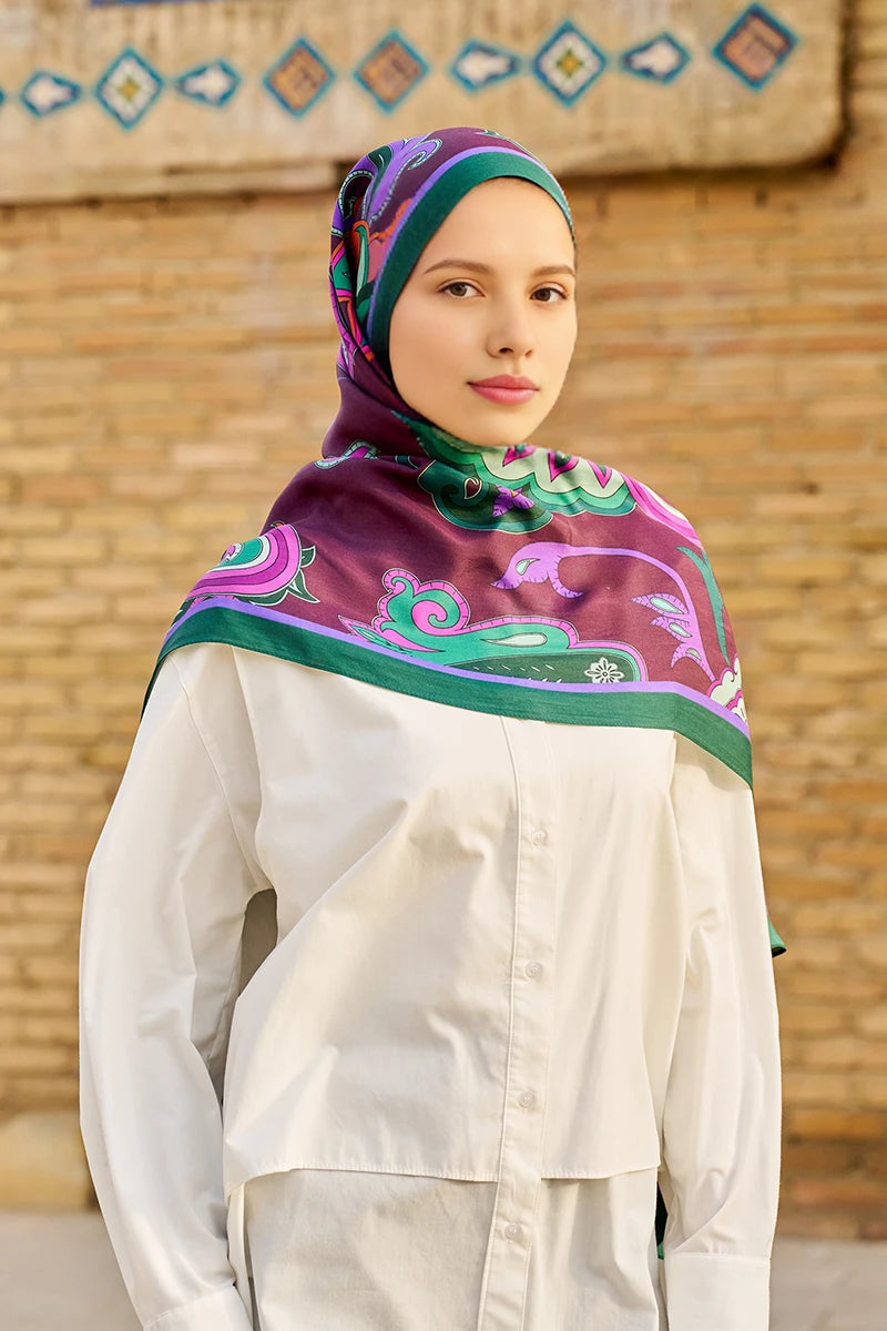 Bramble Floss Viscose Shawl - Green / Purple