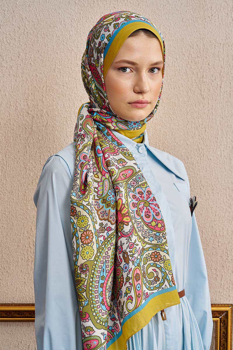 Celebrity Bliss Shawl - Yellow