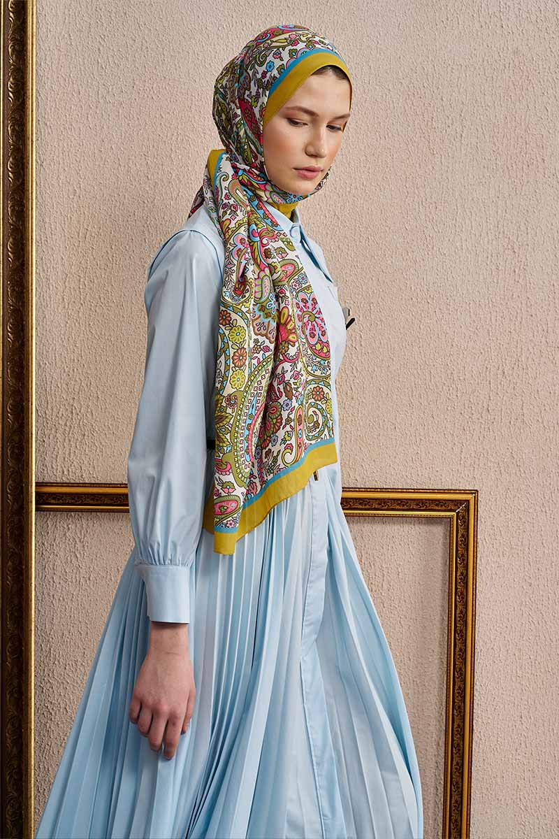 Celebrity Bliss Shawl - Yellow