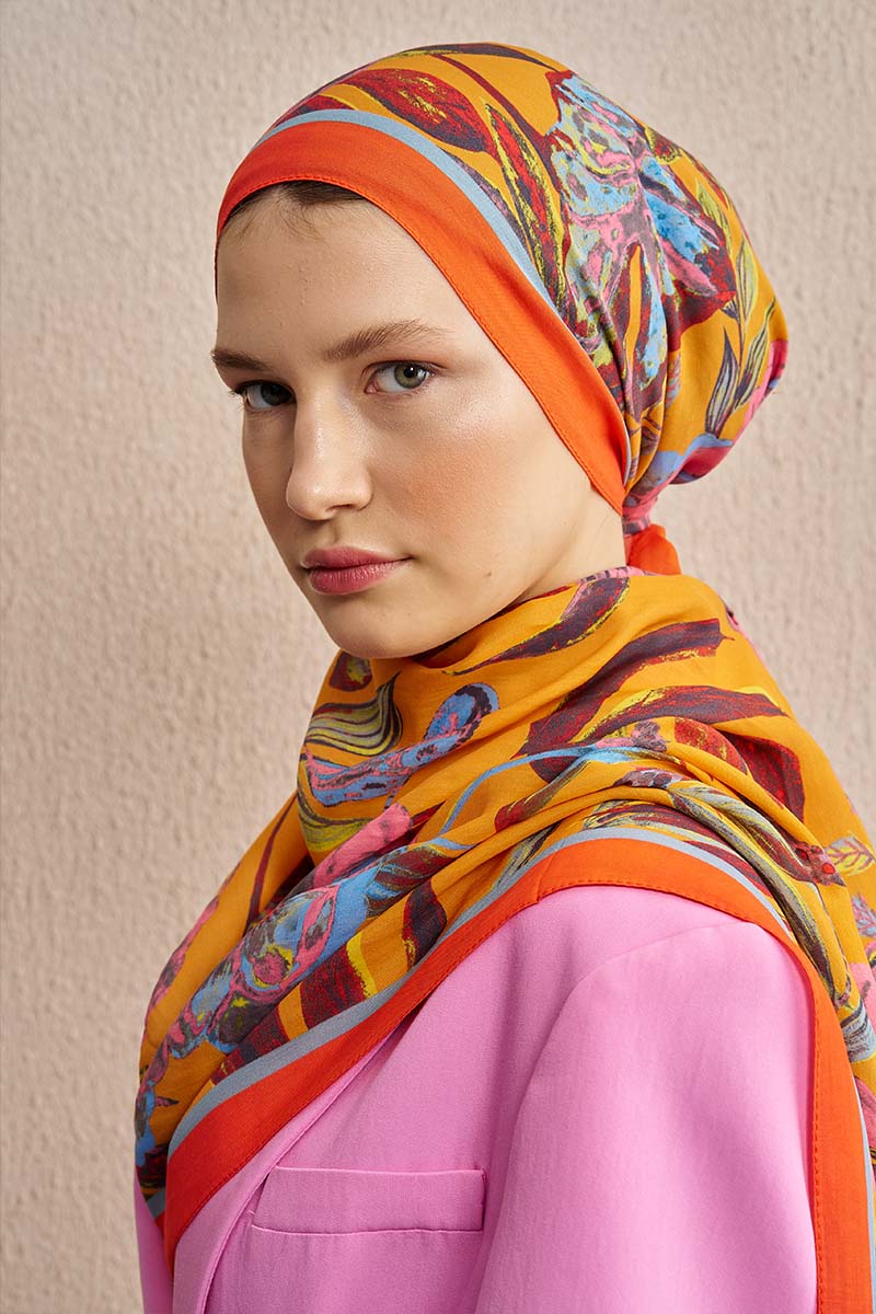 Celebrity Carmina Şal - Turuncu