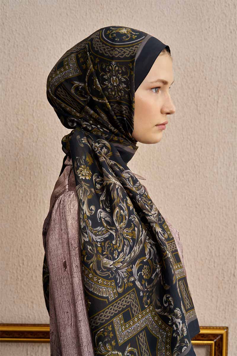 Celebrity Celestial Şal - Siyah / Gold