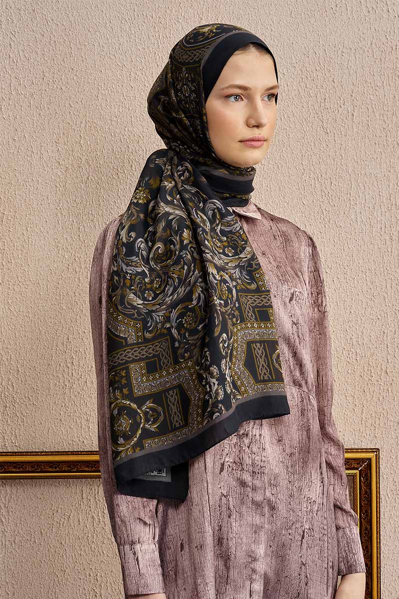 Celebrity Celestial Şal - Siyah / Gold