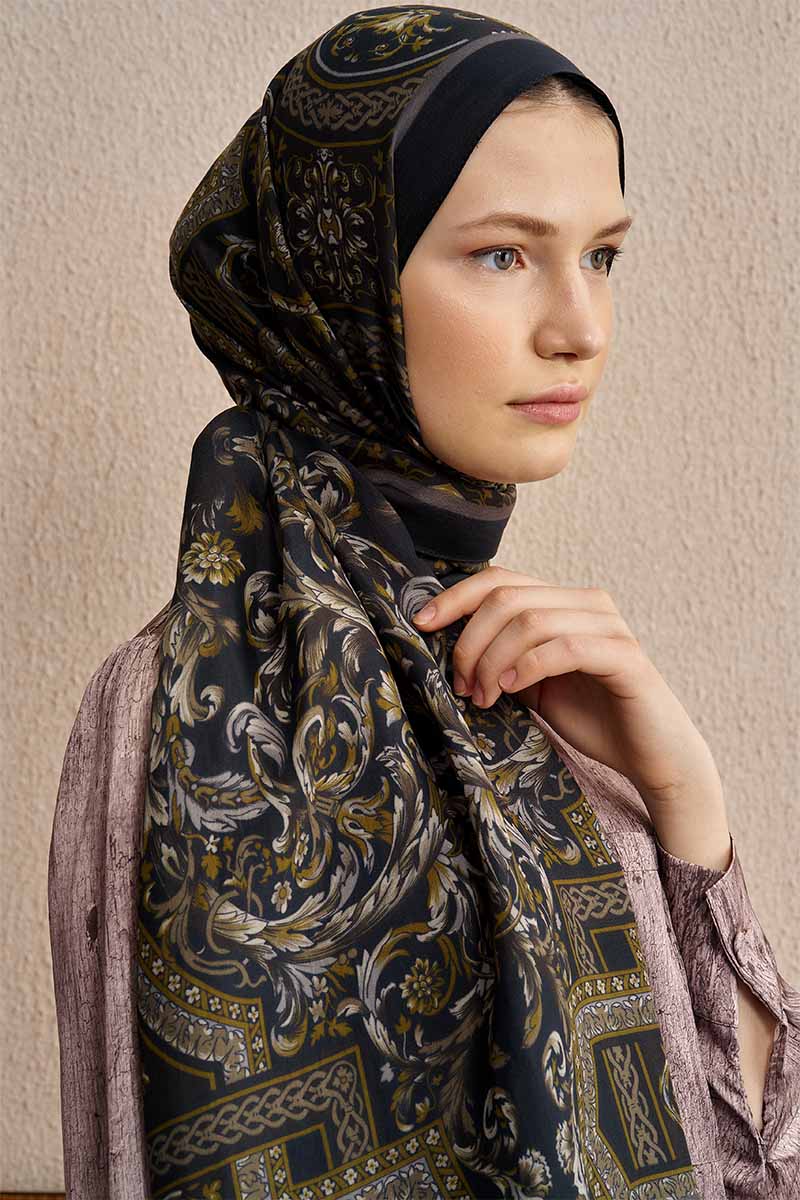 Celebrity Celestial Şal - Siyah / Gold