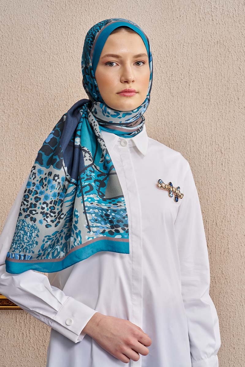 Celebrity Sable Shawl - Blue