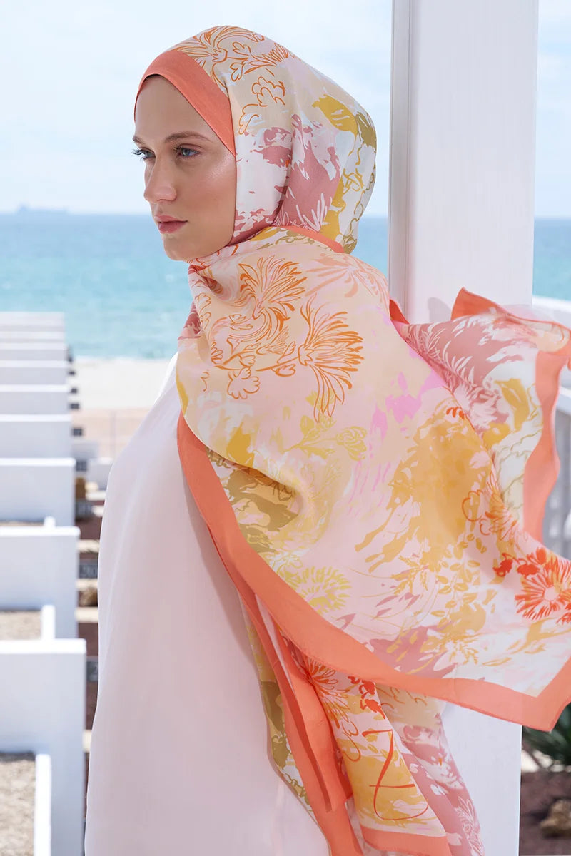 Curated Paradise Şal - Yavruağzı