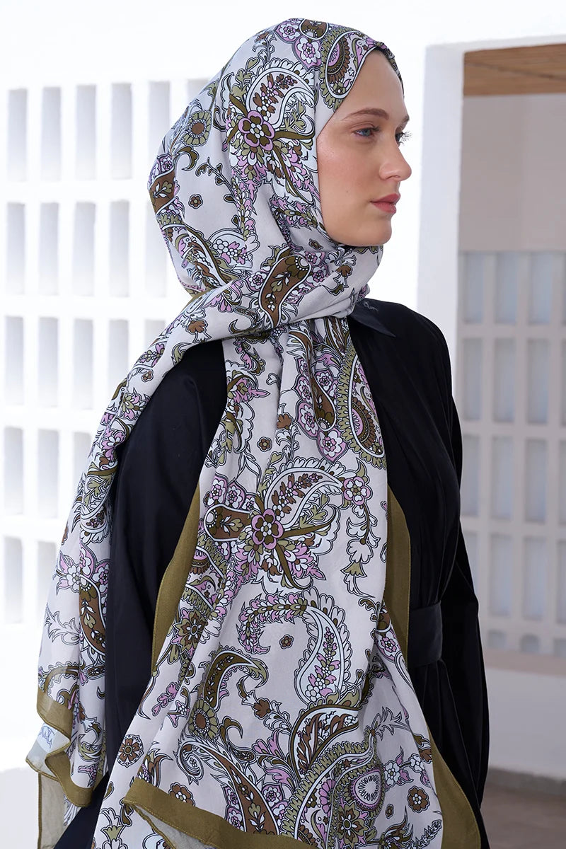 Curated Secret Garden Şal - Yağ Yeşili