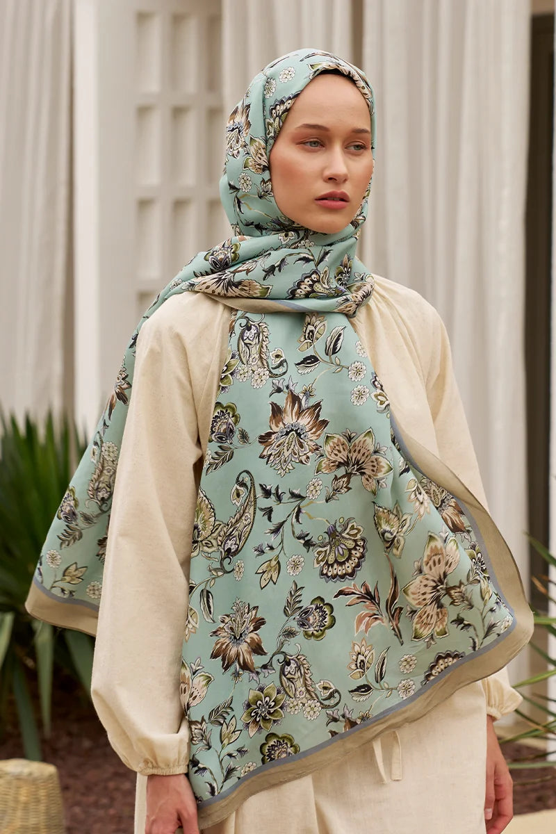 Curated Vintage Shawl - Mint