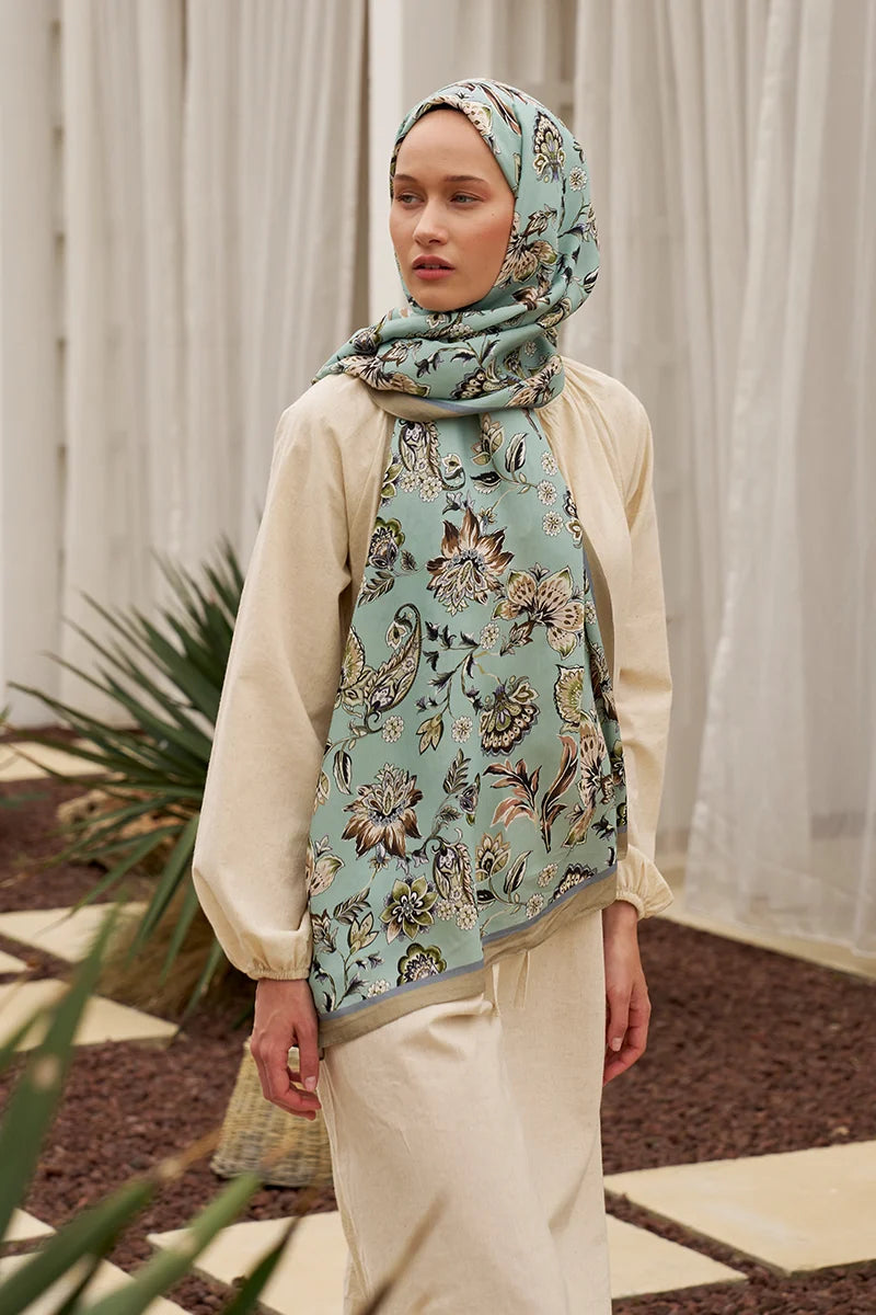 Curated Vintage Shawl - Mint