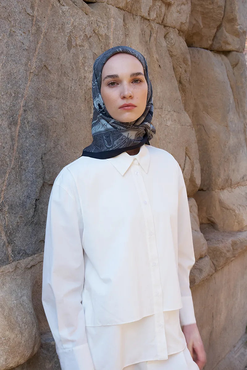 Glaze Braid Pattern Scarf - Black