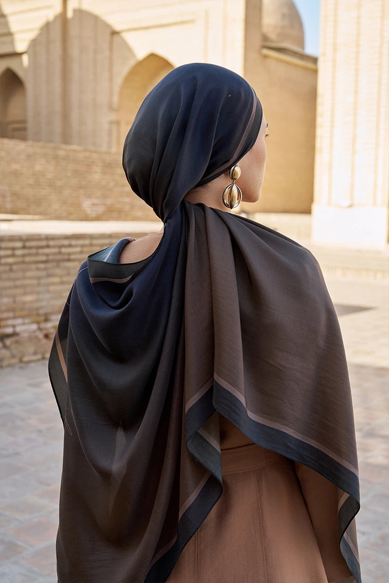 Inspired Gradient Pattern Shawl - Brown