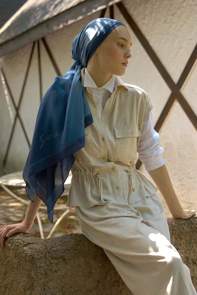 Inspired Gradient Pattern Shawl - Blue