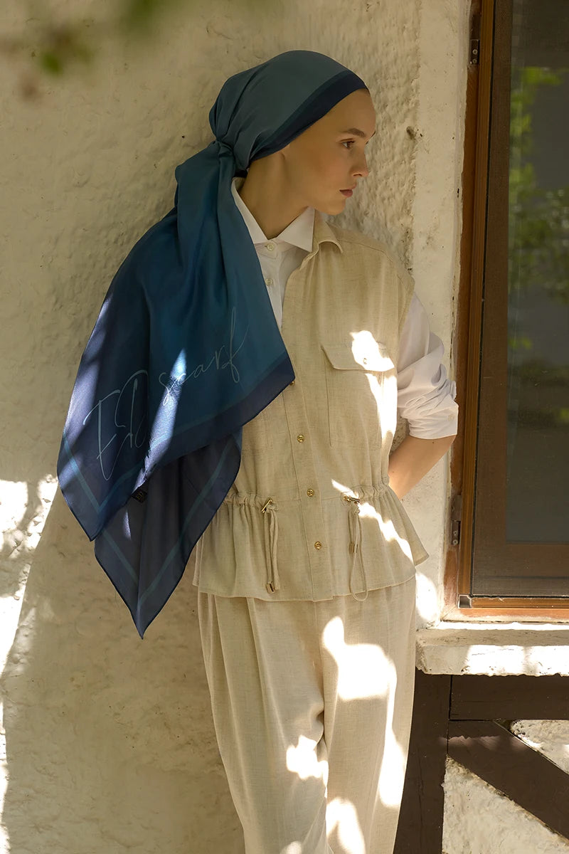 Inspired Gradient Pattern Shawl - Blue