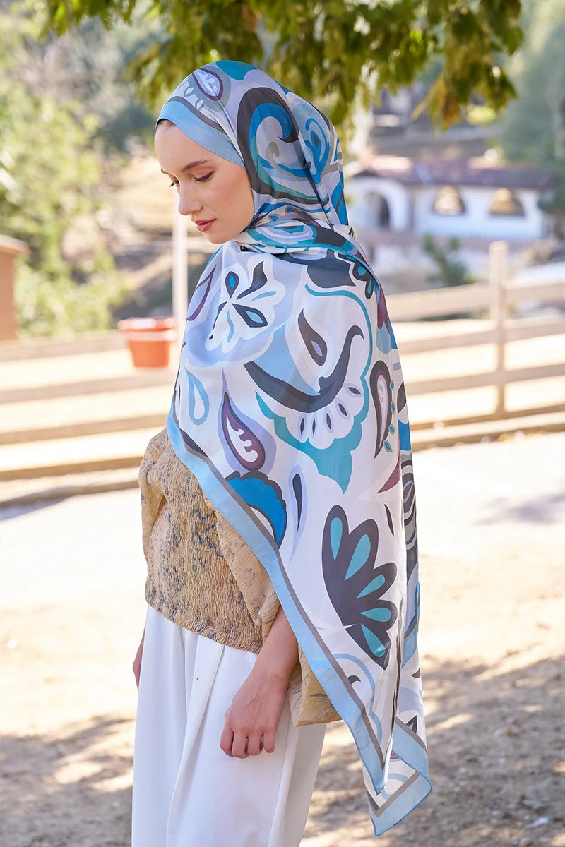 Inspired Density Pattern Shawl - Blue