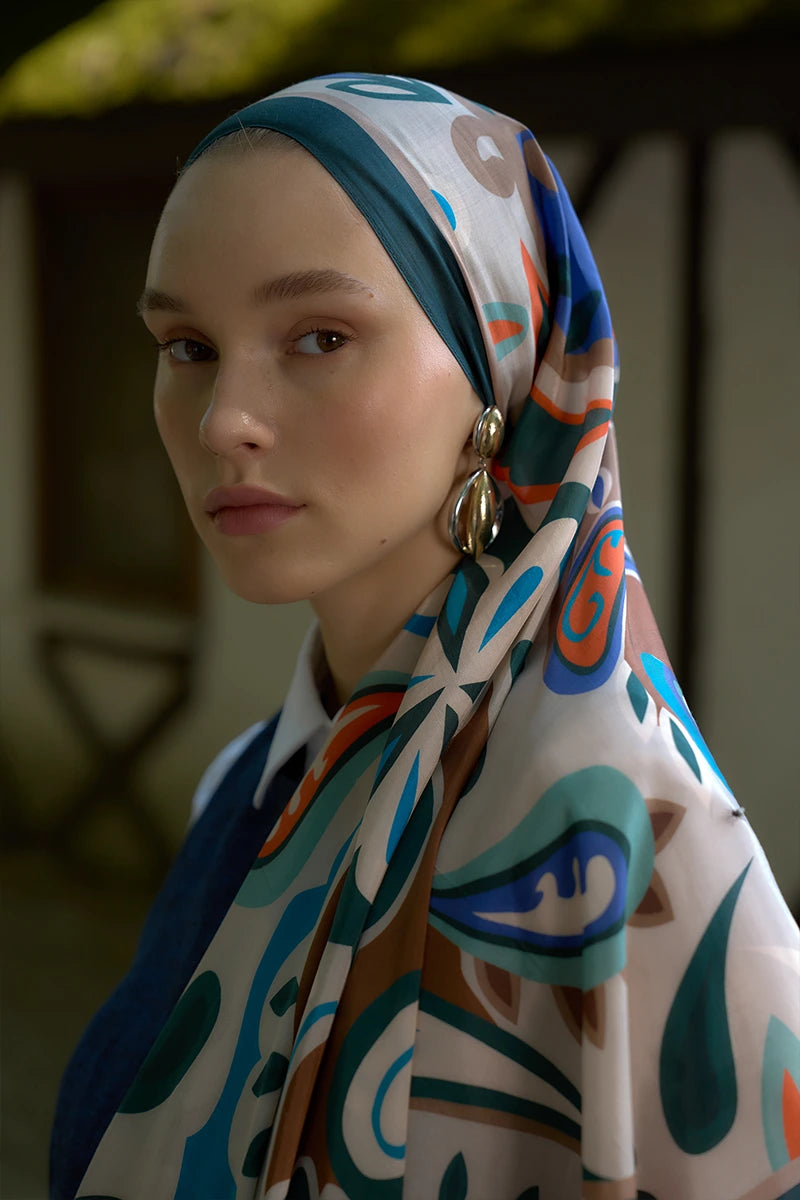 Inspired Density Pattern Shawl - Emerald Green