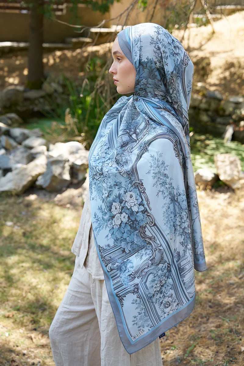 Inspired Esperanza Pattern Shawl - Blue