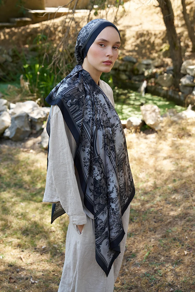 Inspired Esperanza Pattern Shawl - Black