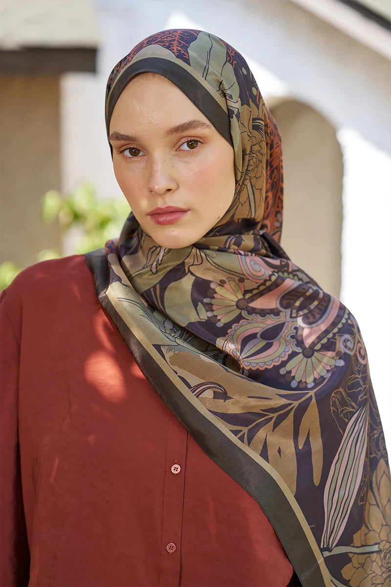 Inspired Fierra Patterned Shawl - Dark Green