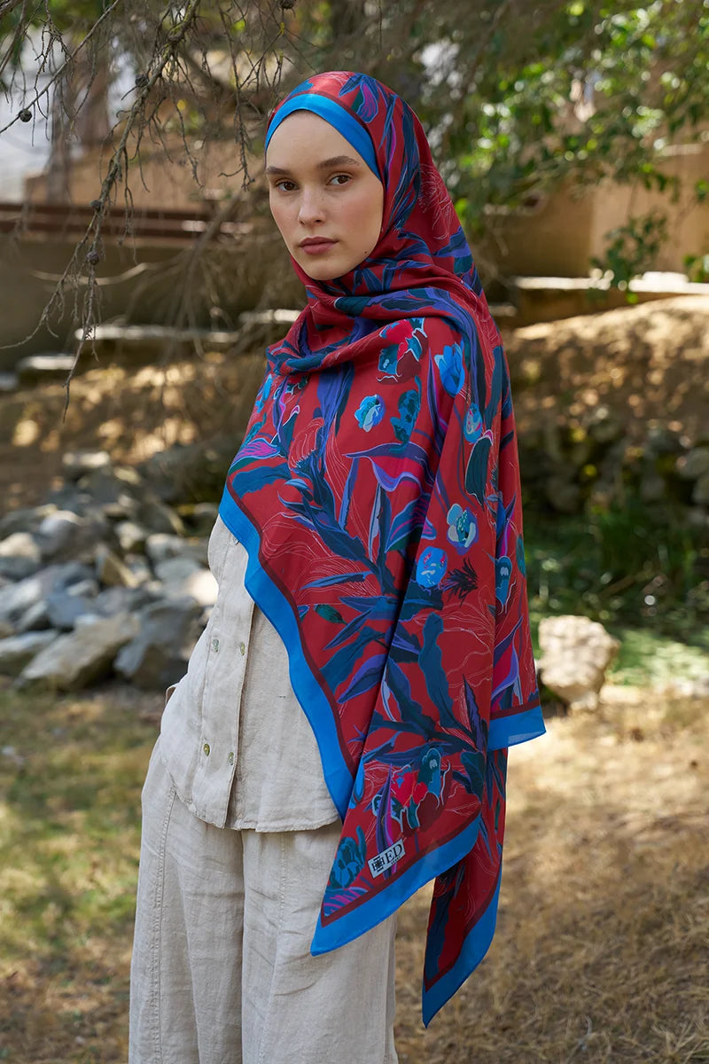 Inspired Muse Patterned Shawl - Red