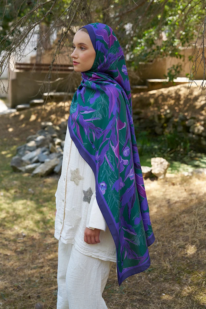 Inspired Muse Patterned Shawl - Purple
