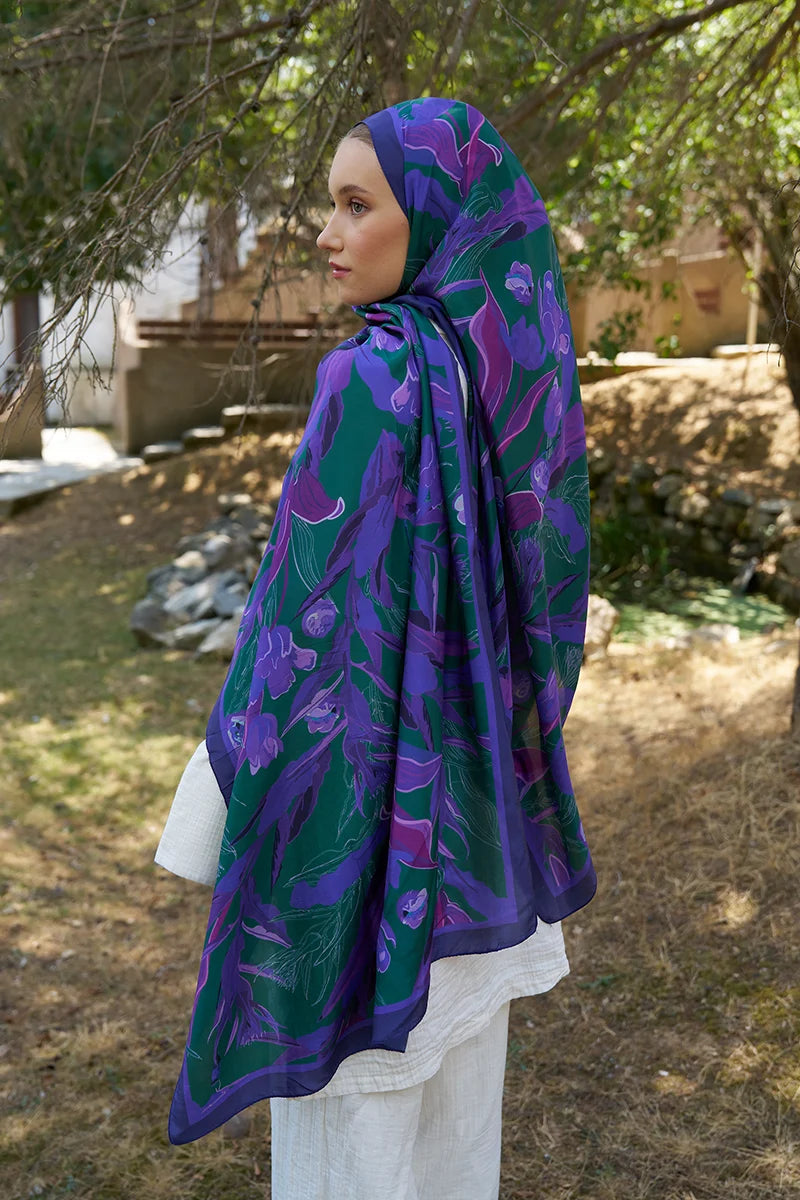 Inspired Muse Patterned Shawl - Purple