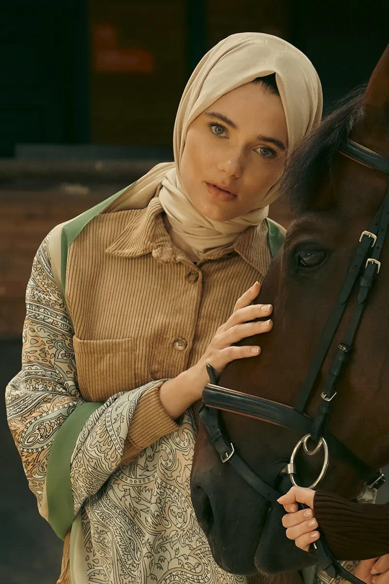 İpeksi Jakar Şal Monogram Desen - Bej