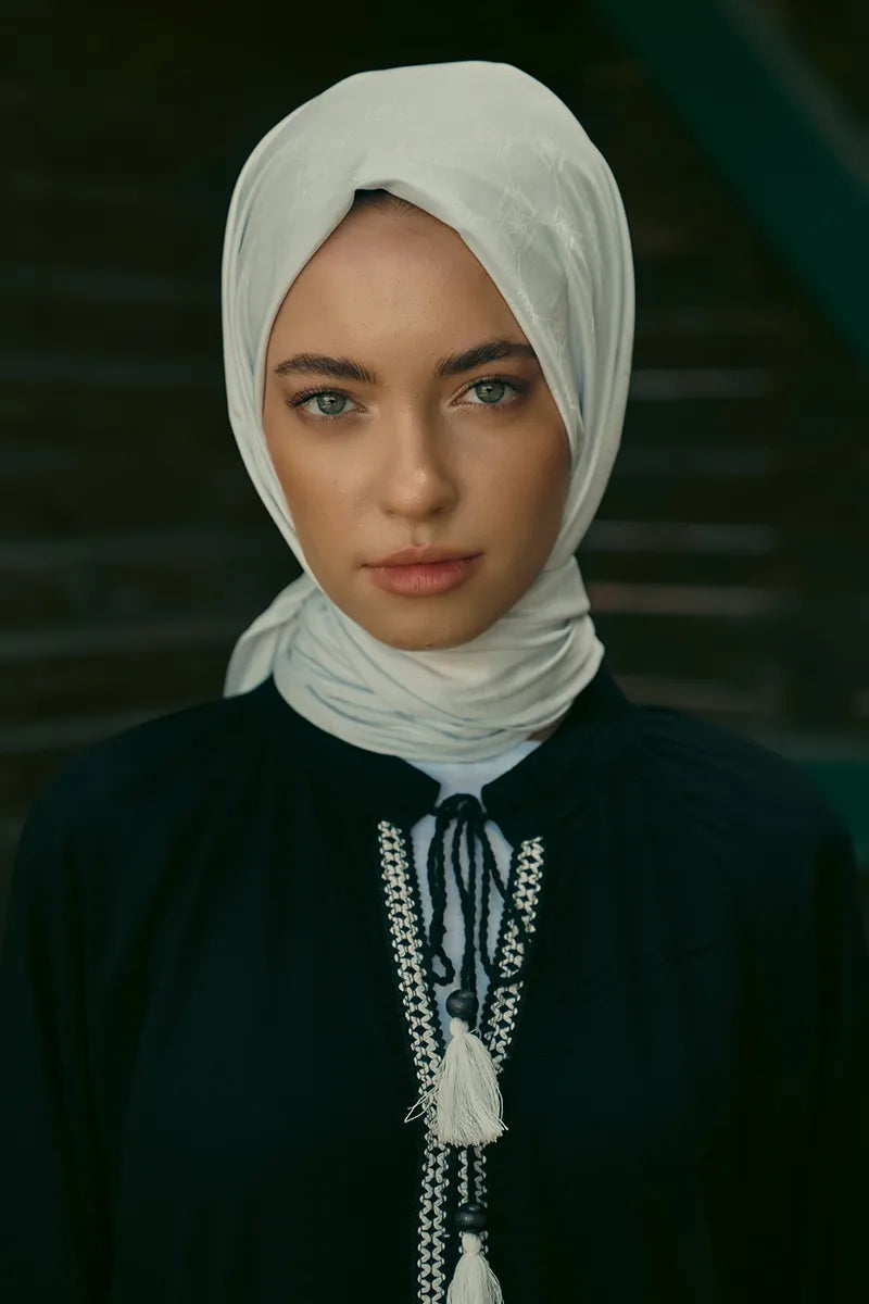 İpeksi Jakar Şal Monogram Desen - Gümüş