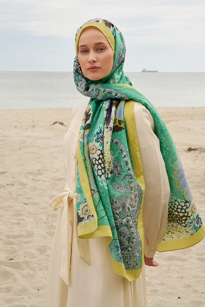 Elegant Patterned Cotton Silk Shawl - Green
