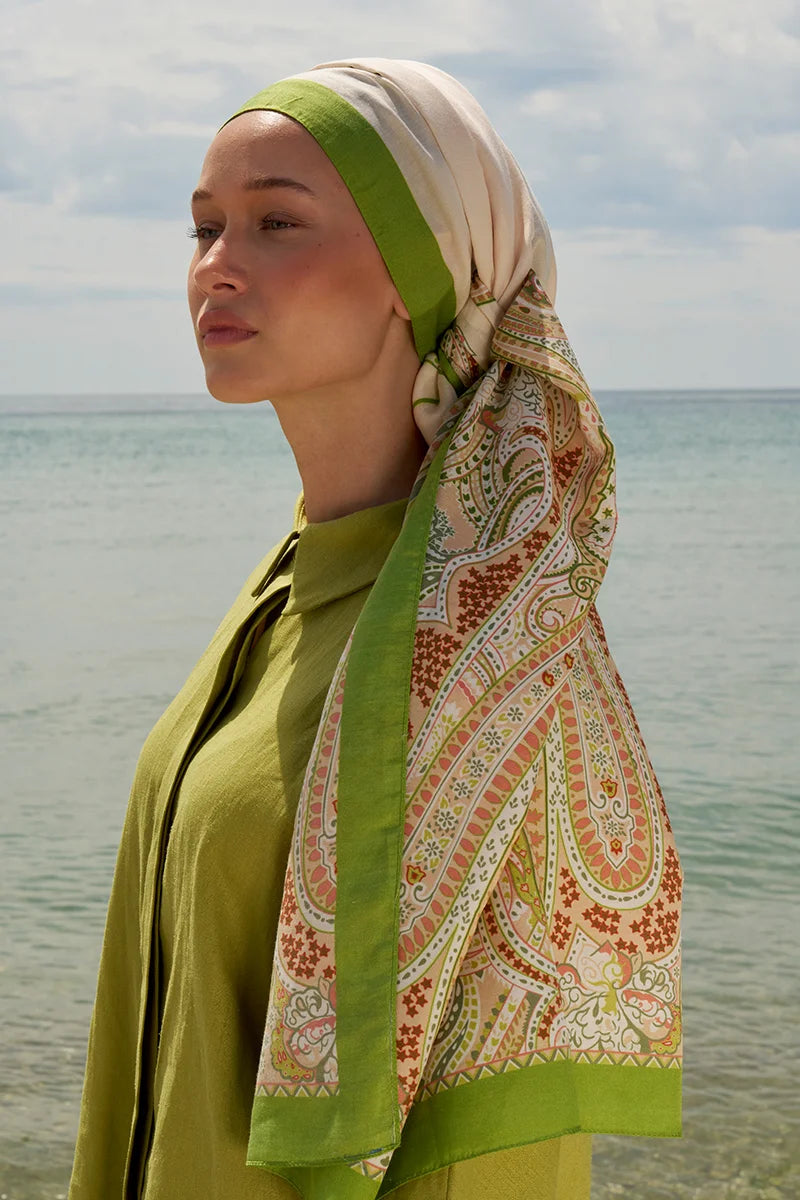 Tek Tarafı Desen Pamuk İpek Şal - Krem