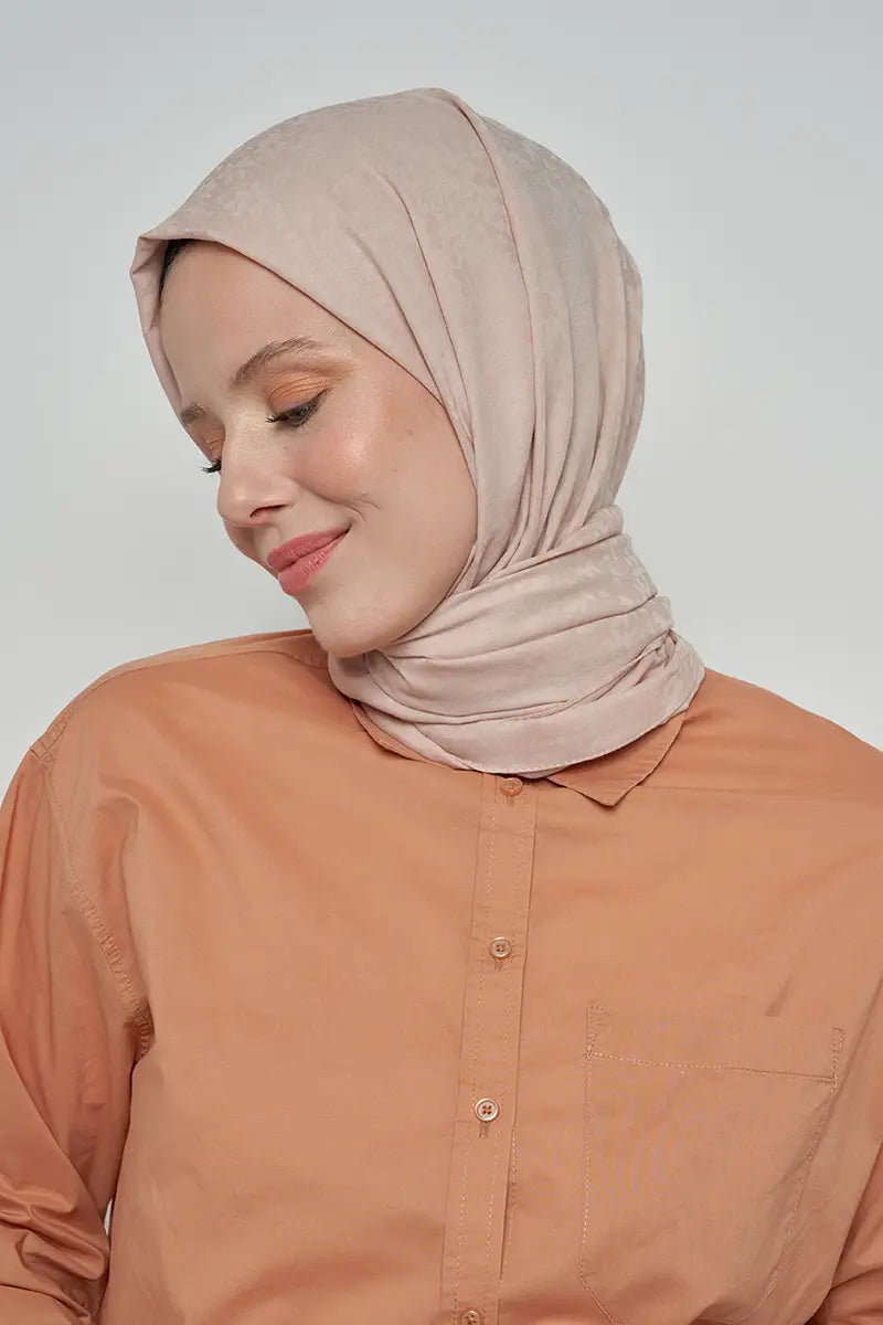 Cotton Shawl with Floral Pattern - Ecru