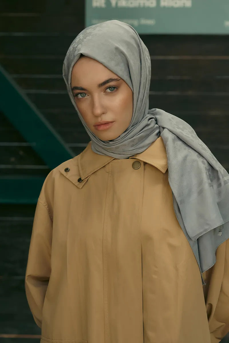 Silky Jacquard Shawl Daisy Pattern - Dark Grey