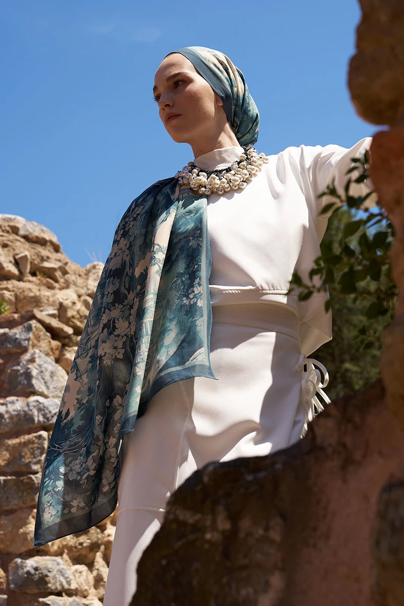 Sunrise Spring Pattern Shawl - Blue