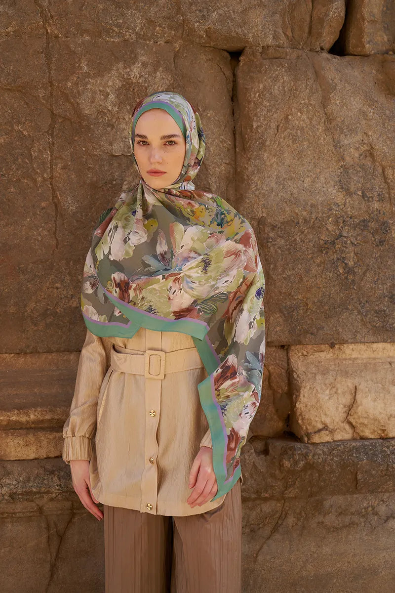 Sunrise Floral Pattern Shawl - Green