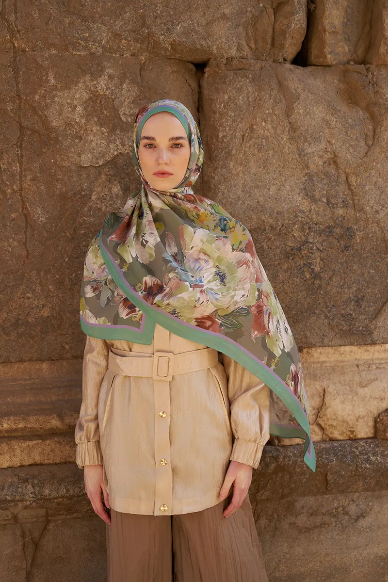 Sunrise Floral Pattern Shawl - Green