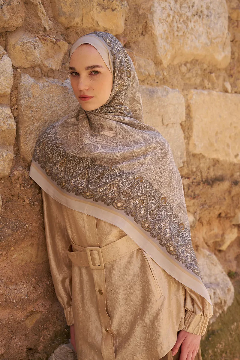 Sunrise Ethnic Pattern Shawl - Beige