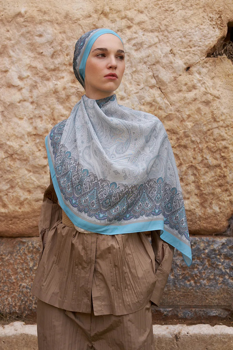 Sunrise Ethnic Pattern Shawl - Blue