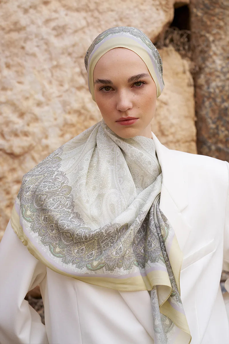 Sunrise Ethnic Pattern Shawl - Yellow