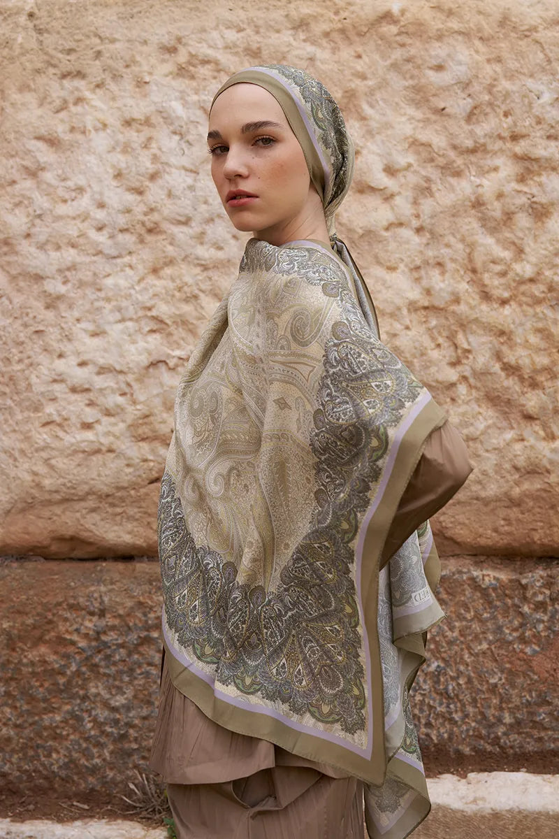 Sunrise Ethnic Pattern Shawl - Olive Green