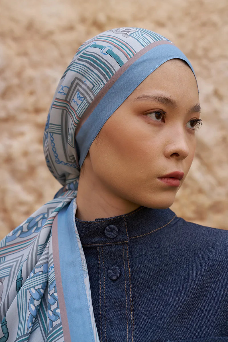 Sunrise Geometric Pattern Shawl - Blue