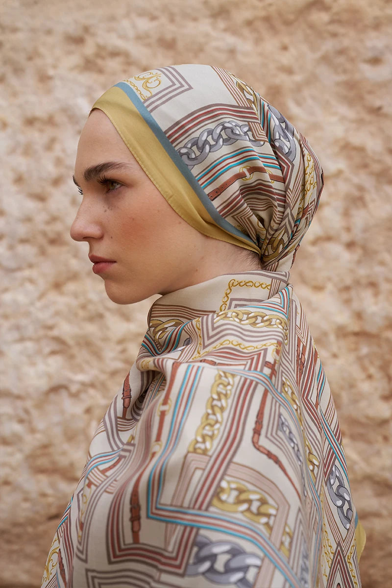 Sunrise Geometric Pattern Shawl - Yellow