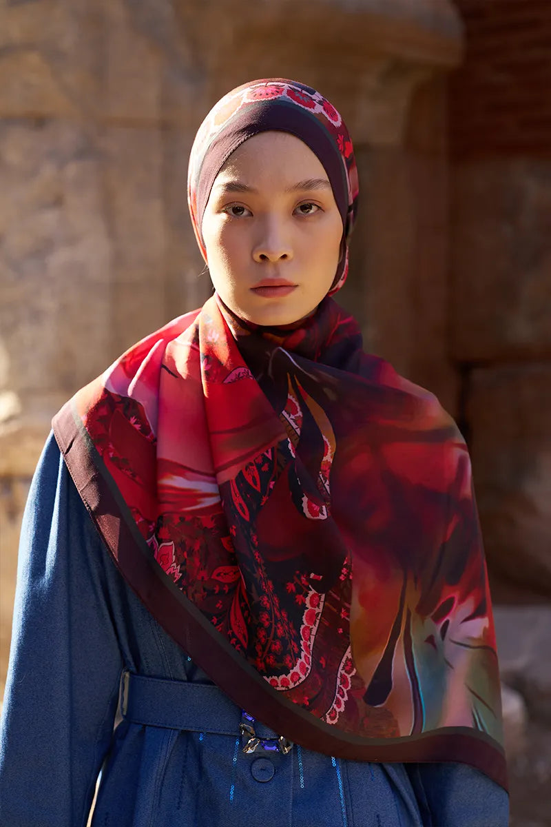 Sunrise Carnival Pattern Shawl - Plum