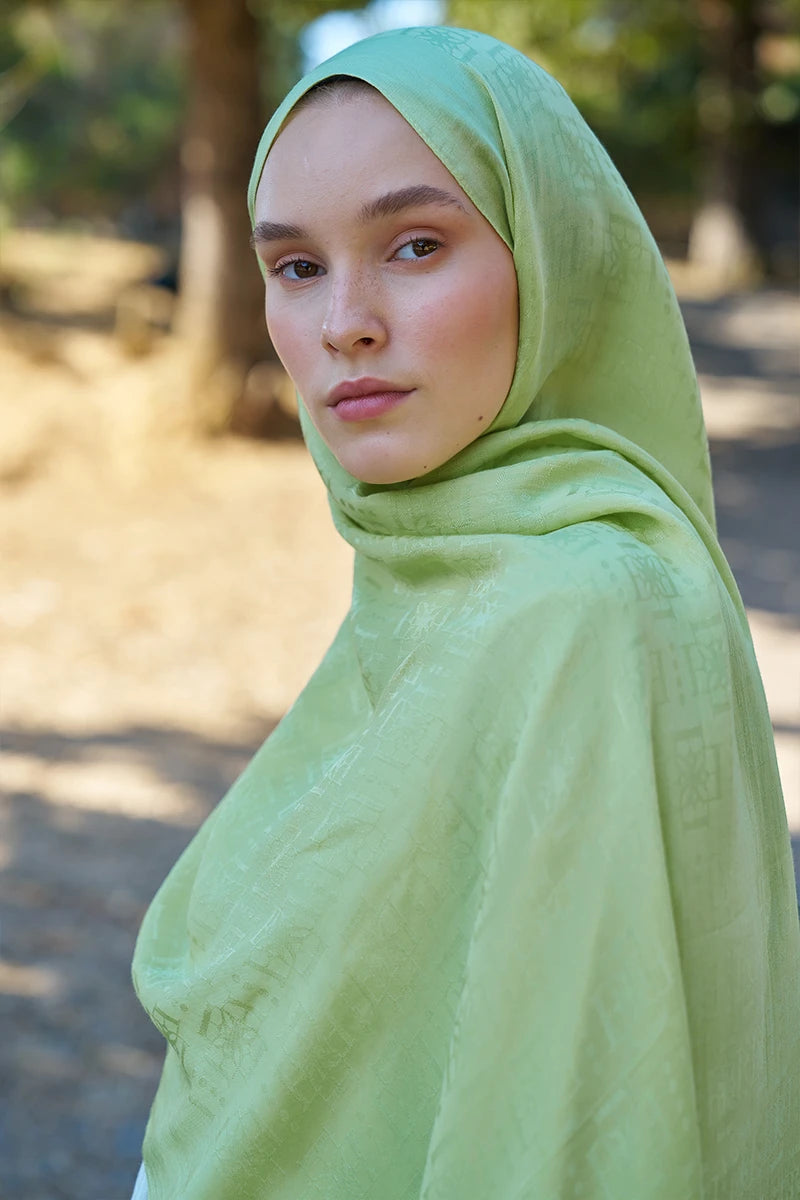 Naia Cotton Logo Pattern Shawl - Lime