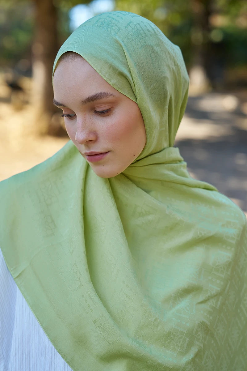 Naia Cotton Logo Pattern Shawl - Lime