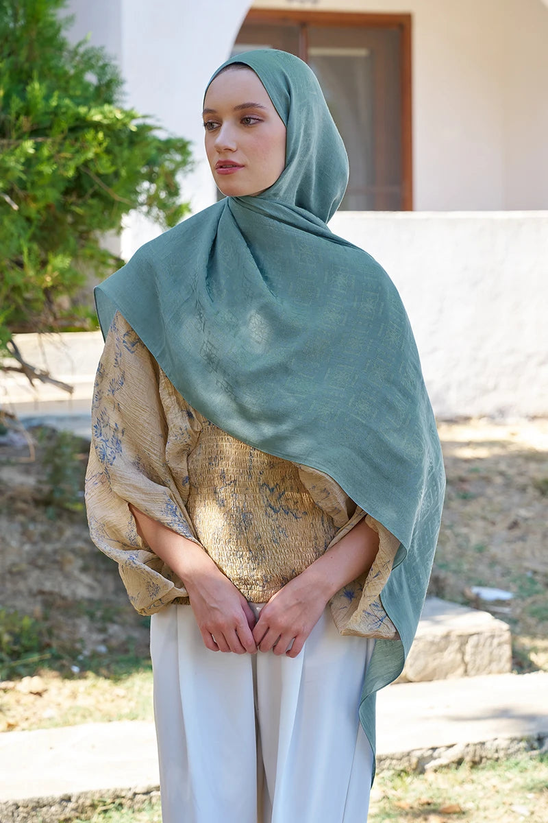 Naia Cotton Logo Pattern Shawl - Blue