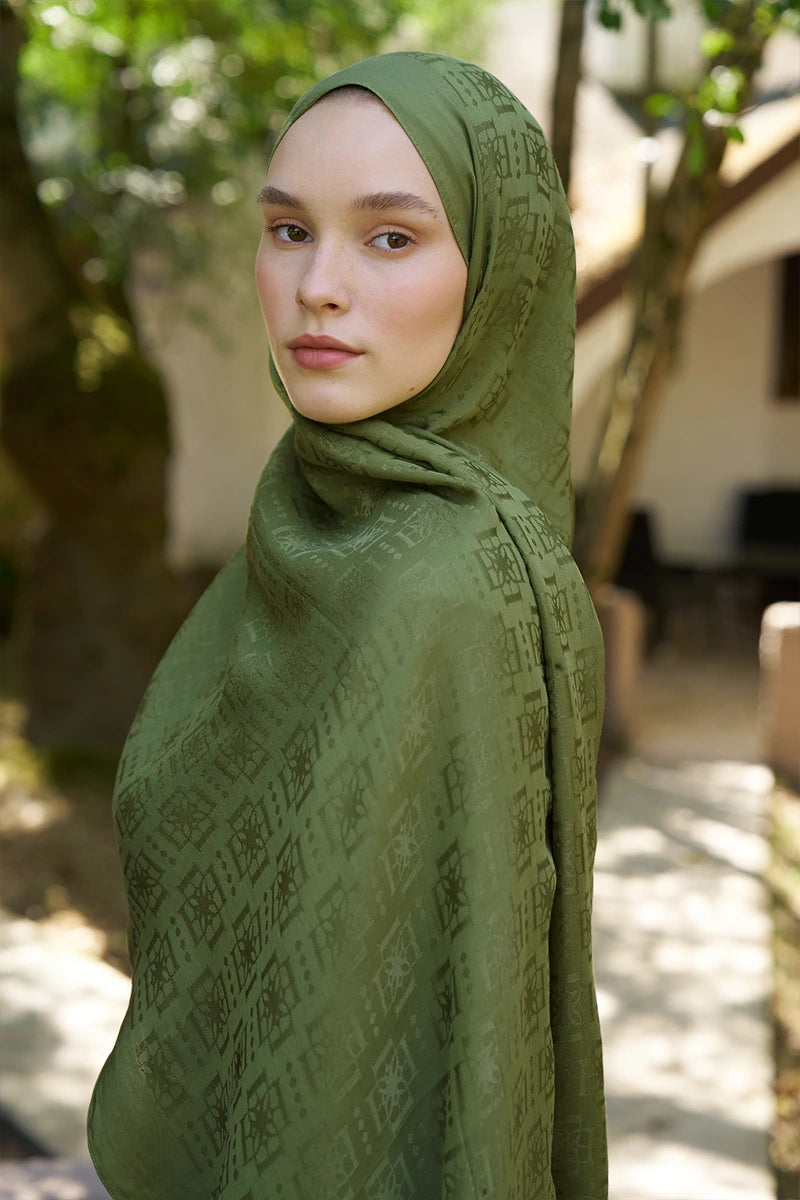 Naia Cotton Logo Pattern Shawl - Green